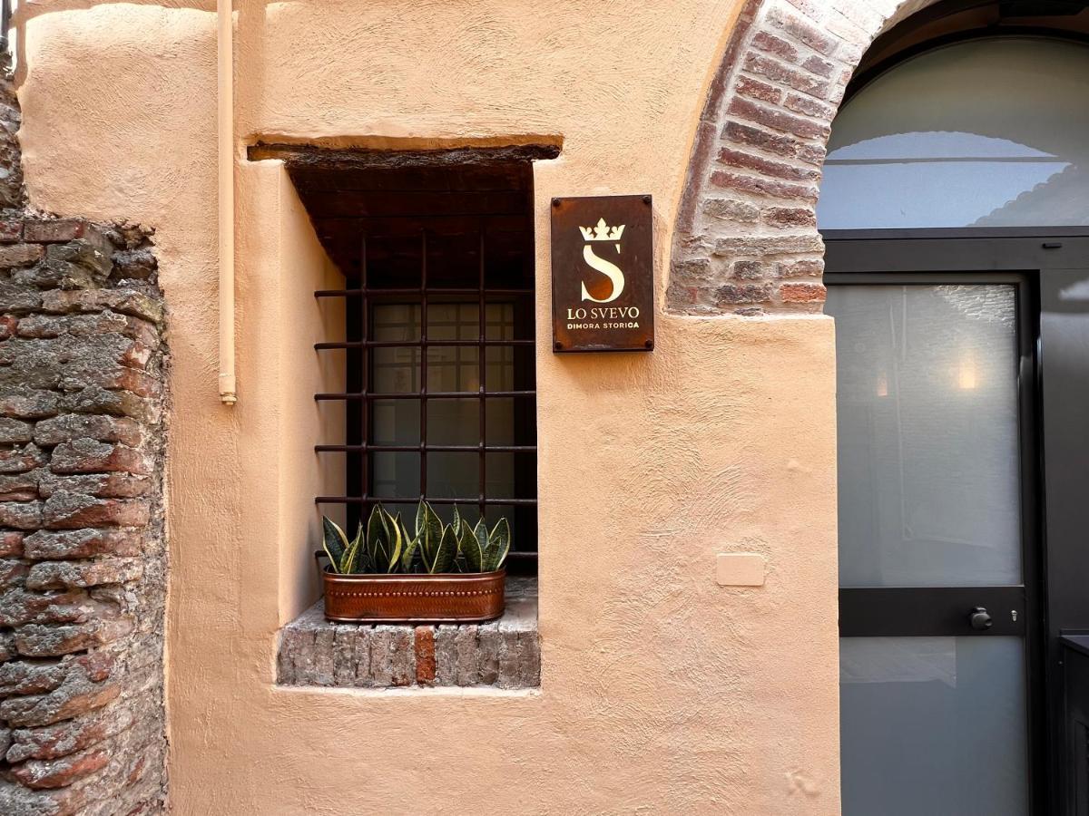Dimora Storica Lo Svevo Hotel Iesi Exterior photo